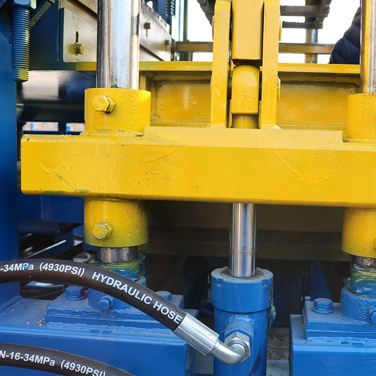 QT4-15S concrete hollow solid block making machine price in Ghana